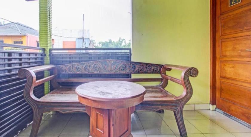 Oyo 92198 Kalegan 2 Guesthouse Yogyakarta Dış mekan fotoğraf